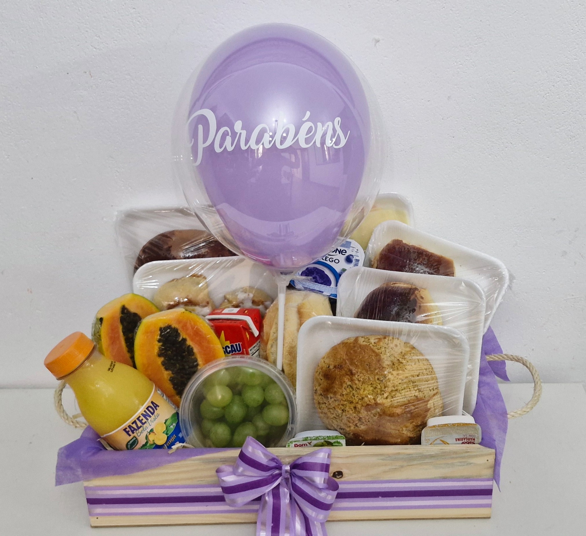 CESTA DE P�ES NO LIL�S 