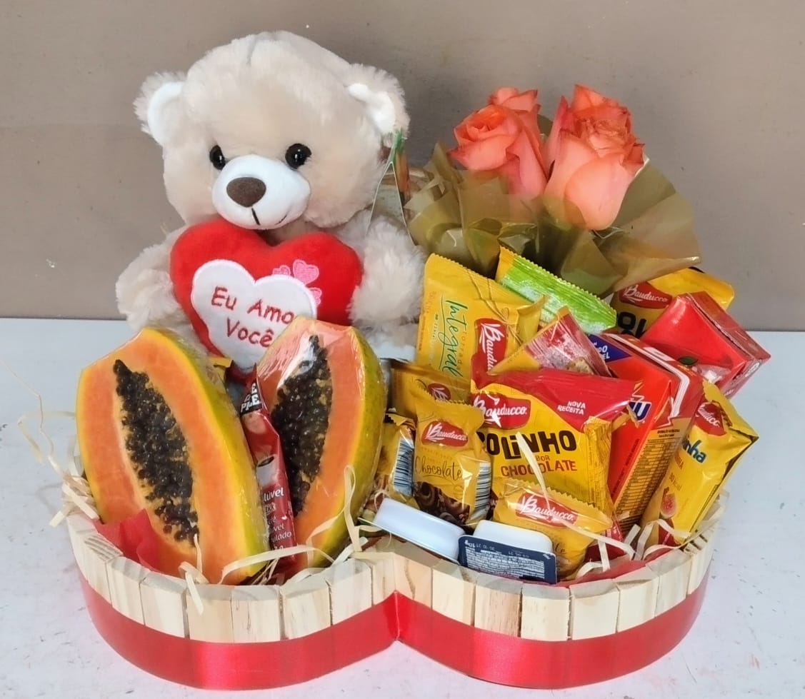 CESTA ROMANTICA MEU CORA��O � FELIZ CONTIGO